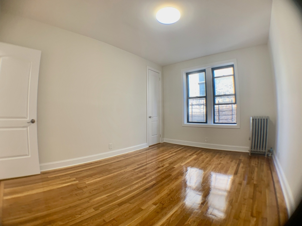 West 225 Marble Hill Avenue - Photo 5