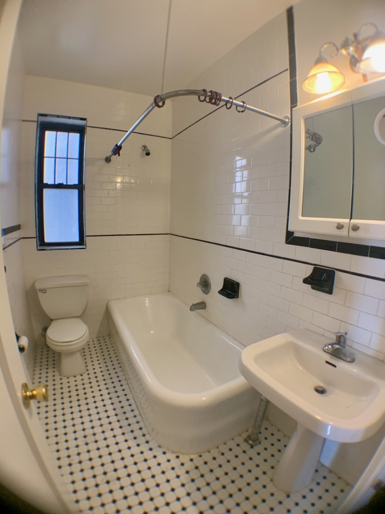 West 187 Chittenden Avenue - Photo 2