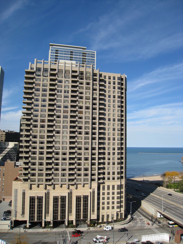 530 North Lake Shore Drive - Photo 0