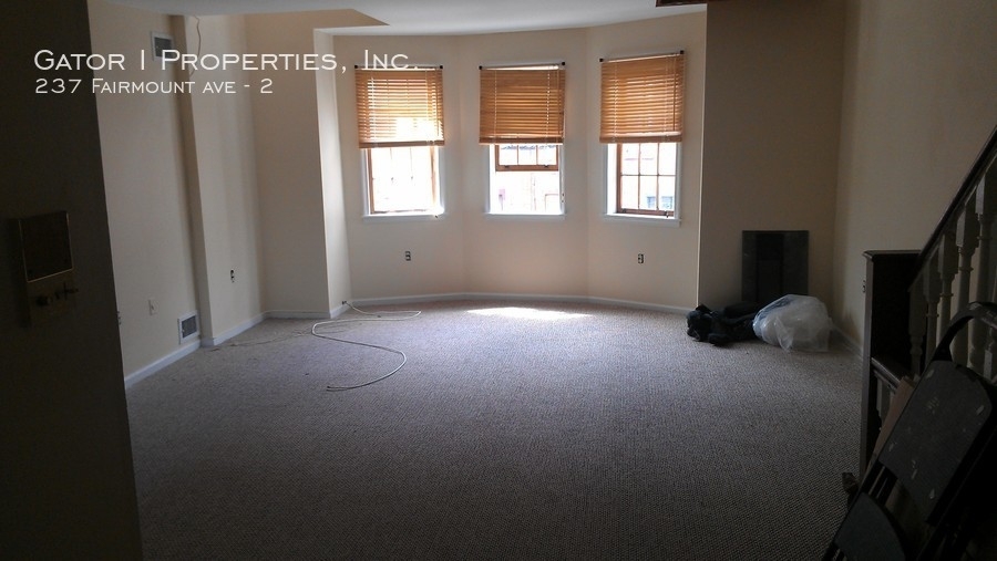 237 Fairmount Ave - Photo 4