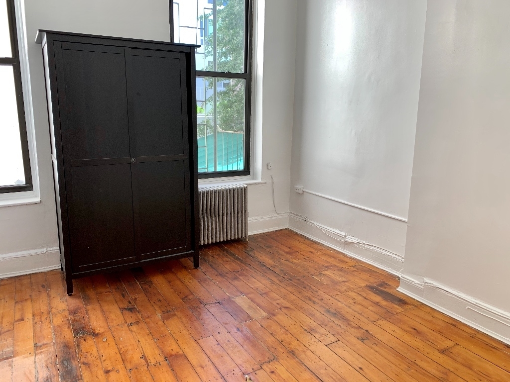 147 East 117th Street - Photo 8