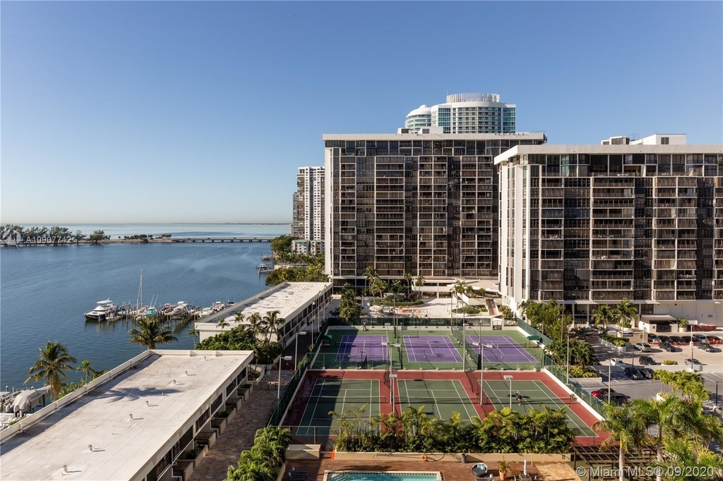 1865 Brickell Ave - Photo 17