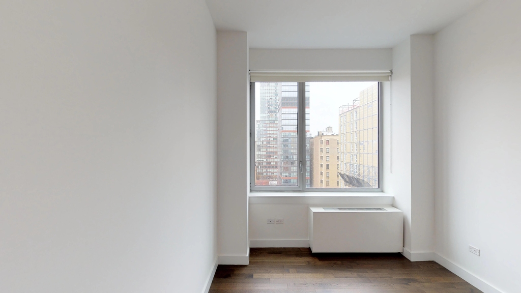 801 Amsterdam Avenue - Photo 5