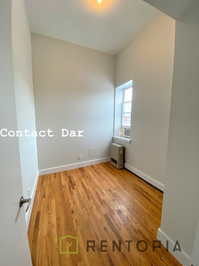 161 Maujer Street - Photo 9