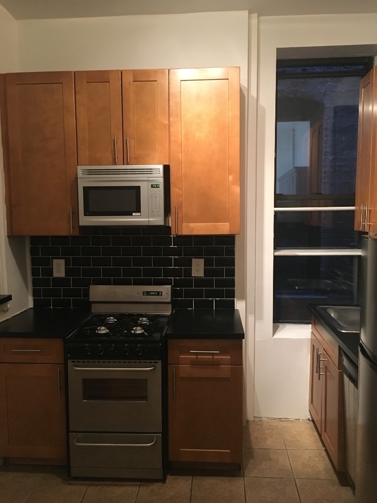 416 East 89th Street - Photo 1