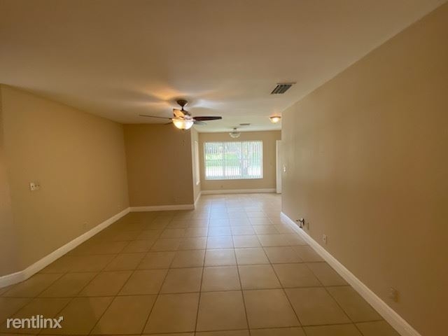 3460 Pinewalk Dr N Apt 313 - Photo 17