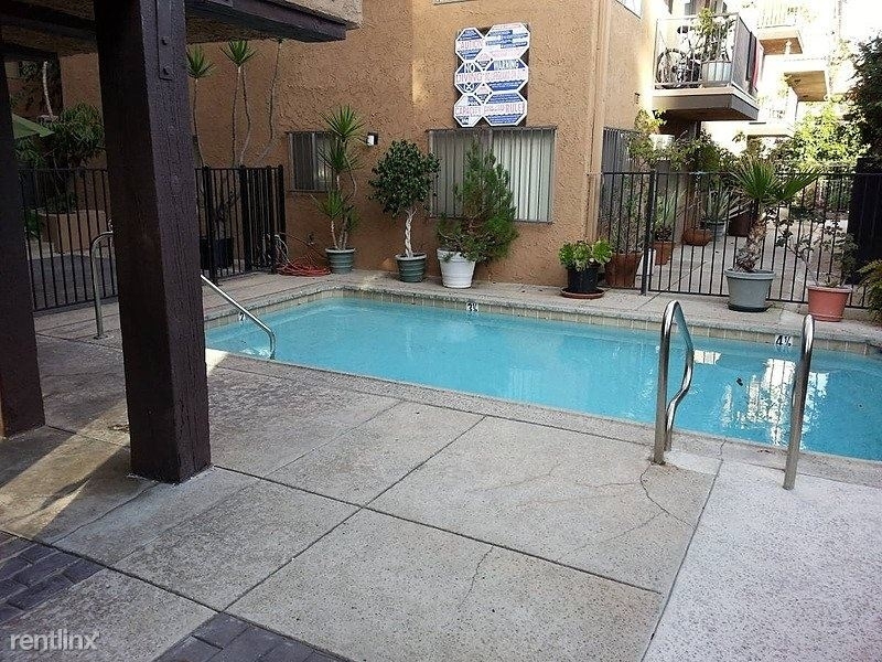 7616 Hollywood Boulevard - Photo 4