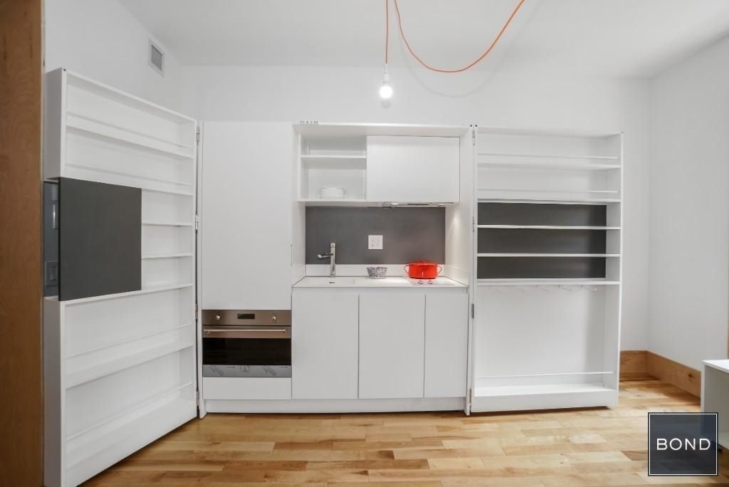 118 West 132nd Street - Photo 2