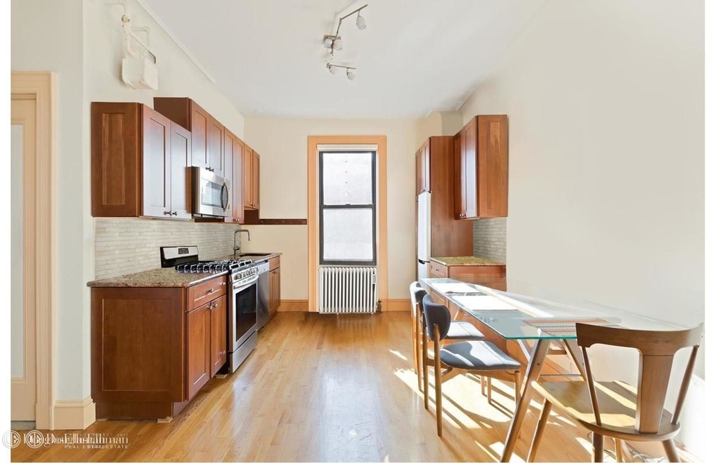 255 West 108th St - Photo 2