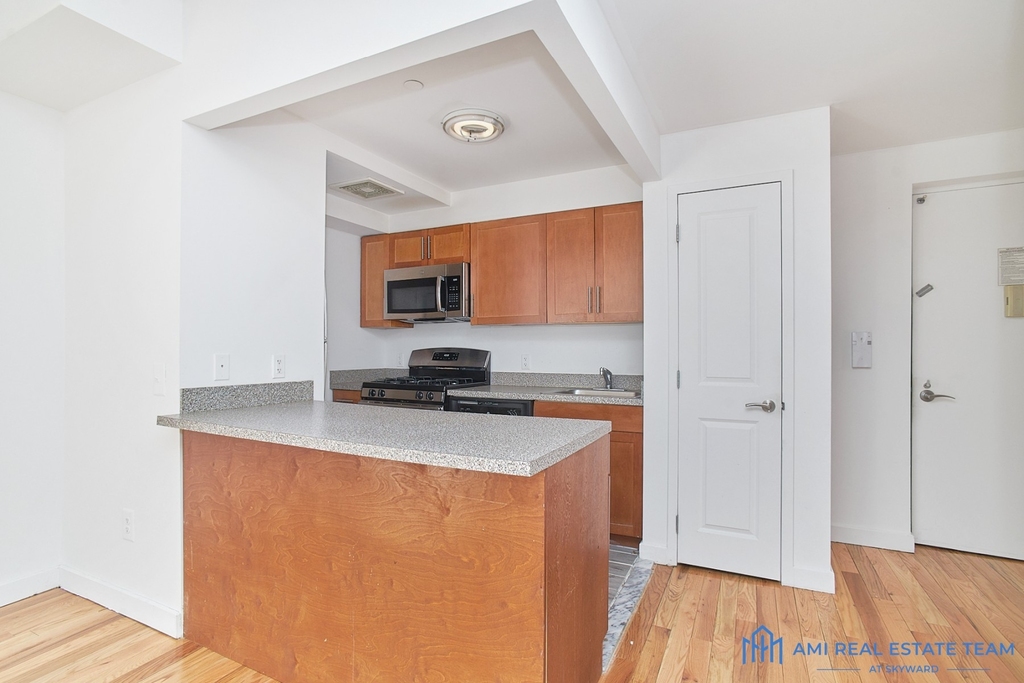 34 West 139th Street - Photo 6