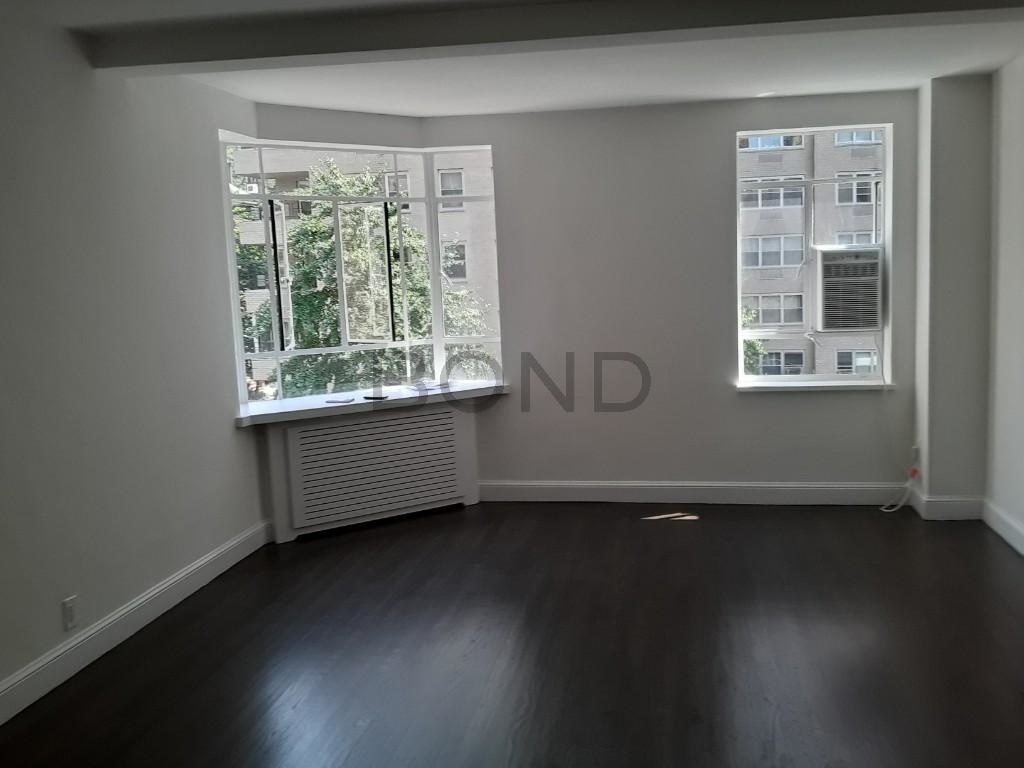 20 Fifth Avenue - Photo 2