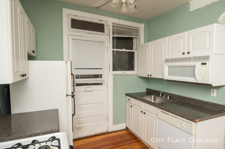 4348 N. Winchester - Photo 2