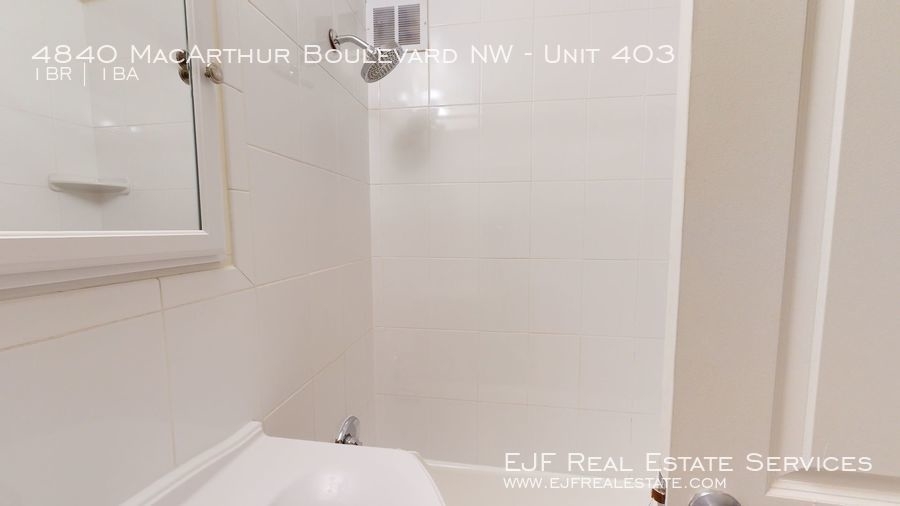 4840 Macarthur Boulevard Nw - Photo 6