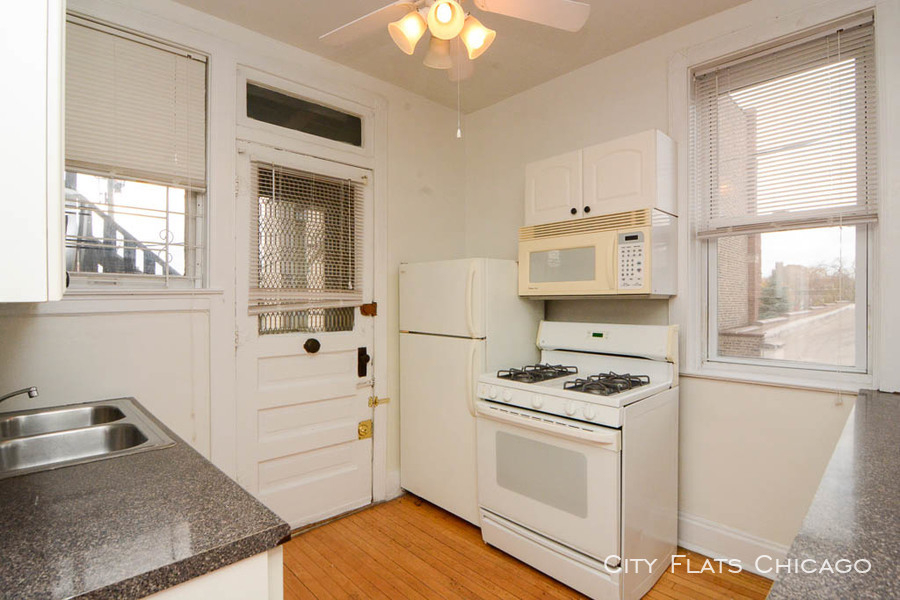 4348 N. Winchester - Photo 1