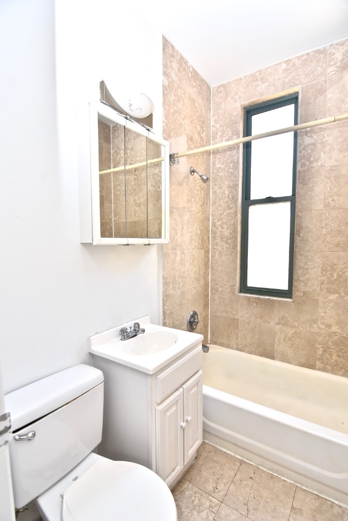 239 West 63rd Street - Photo 7