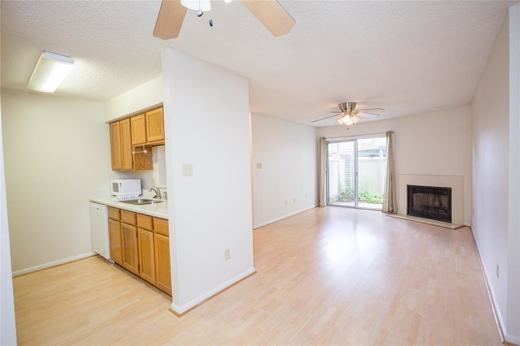 2120 El Paseo Street - Photo 6