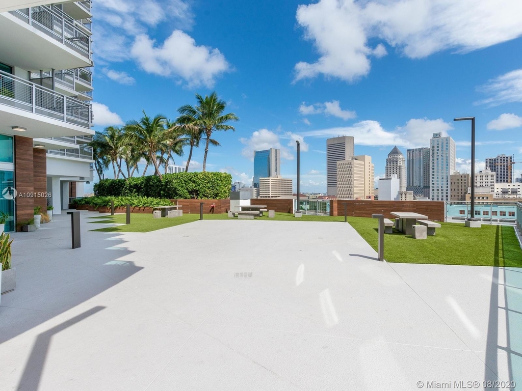 350 S Miami Ave - Photo 49