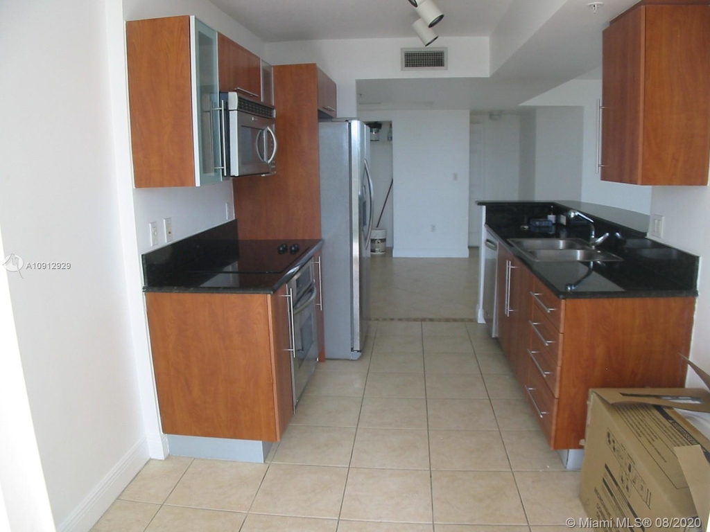 3232 Coral Way - Photo 2