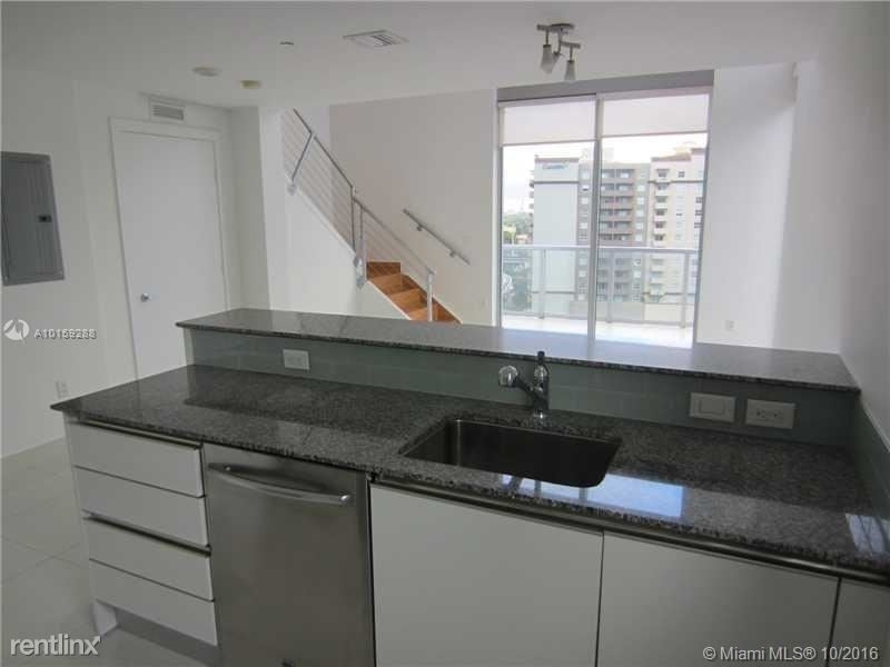 1050 Brickell Ave - Photo 19