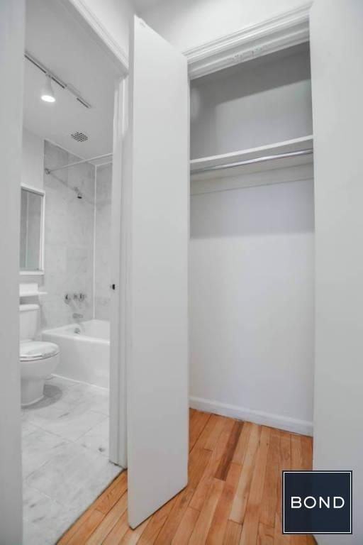 449 West 44th Street - Photo 5