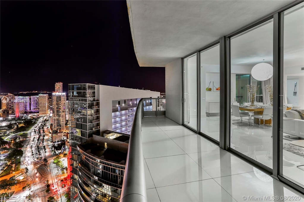 900 Biscayne Blvd - Photo 2