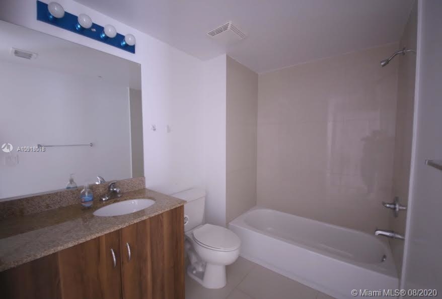 601 Ne 23 St - Photo 4