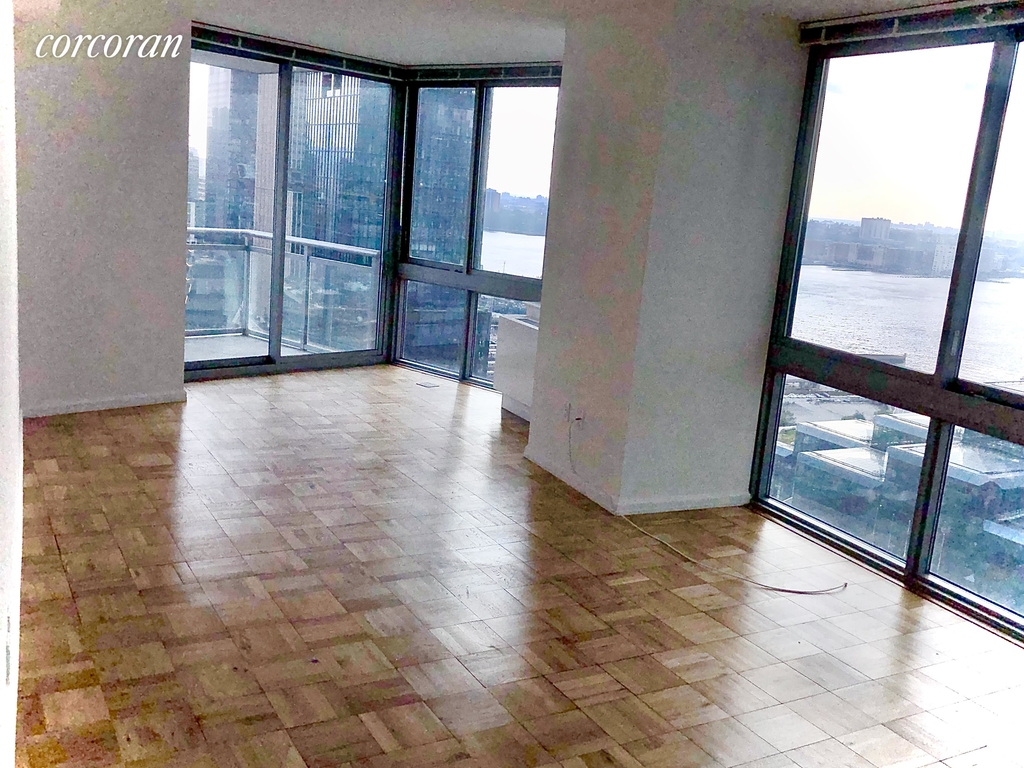 505 West 37th Street - Photo 5