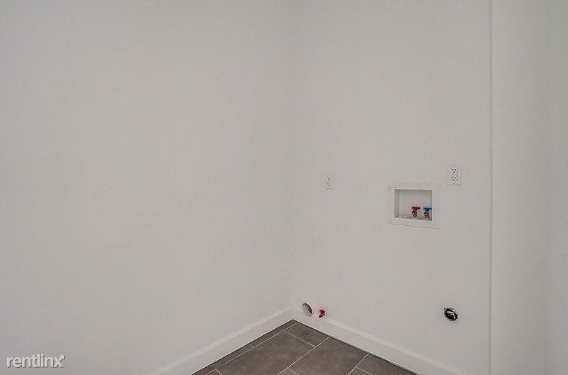 125 East Spruce Street - Photo 36