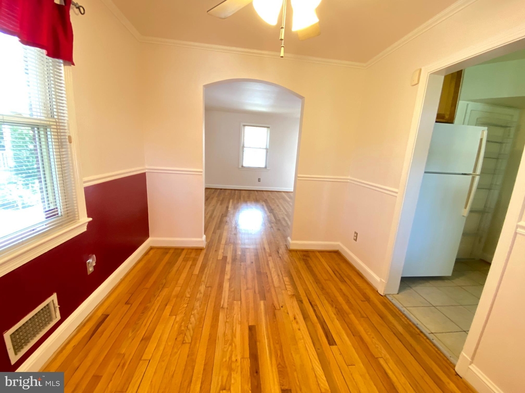 1609 Boyle Street - Photo 6