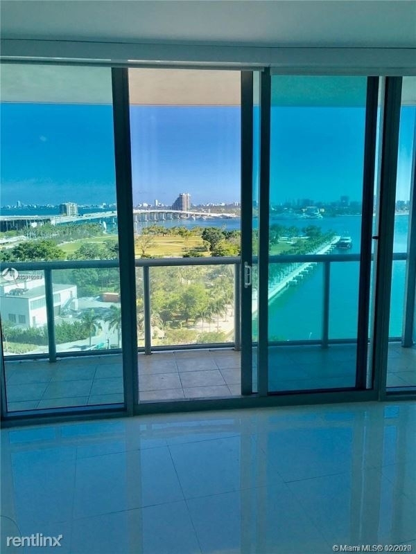 888 Biscayne Blvd 1010 - Photo 11