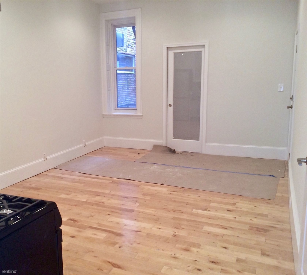 2020 Locust Street - Photo 17