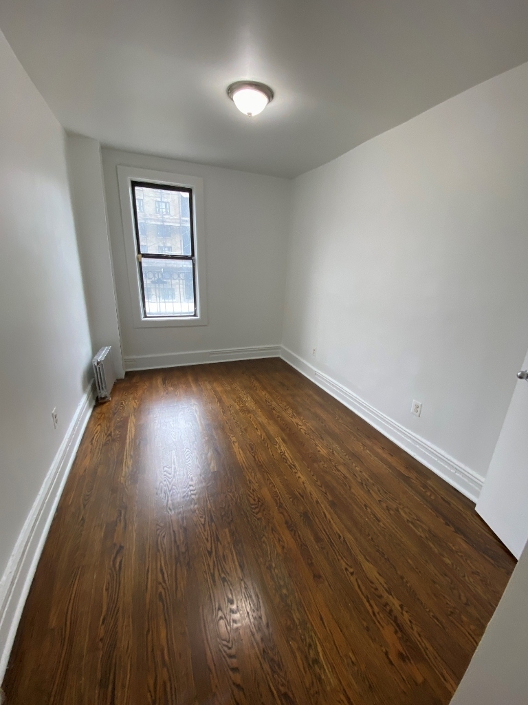 601 West 141st Street - Photo 6