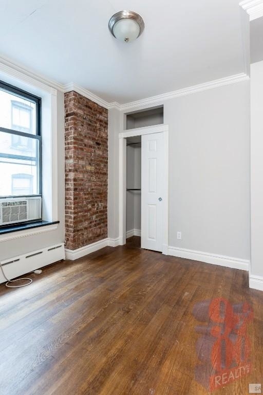 336 East 18th Street - Photo 5