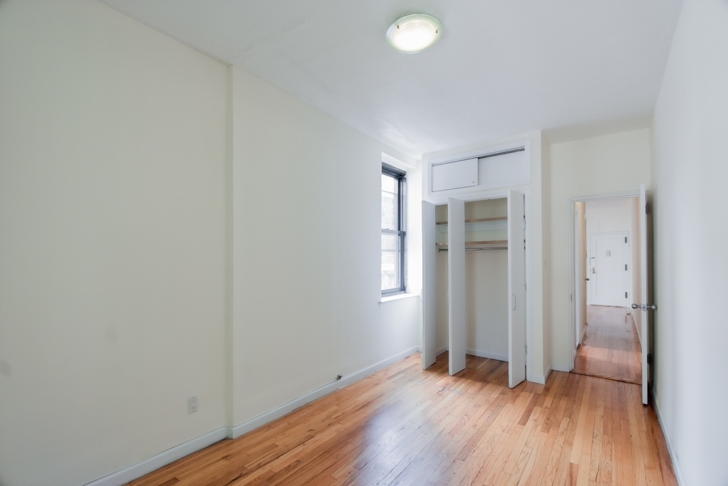 119 East 89th Street - Photo 4