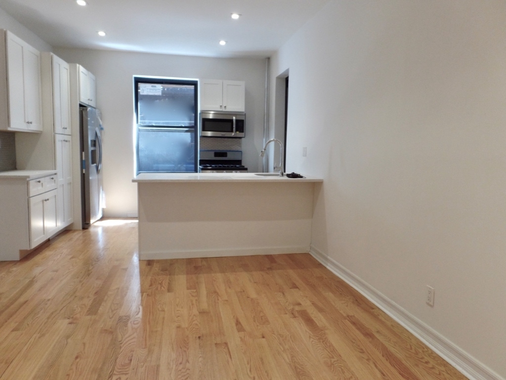 356 St Johns Place - Photo 8