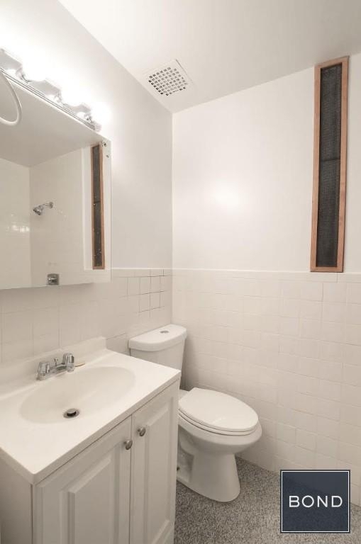 165 West 72nd Street - Photo 5