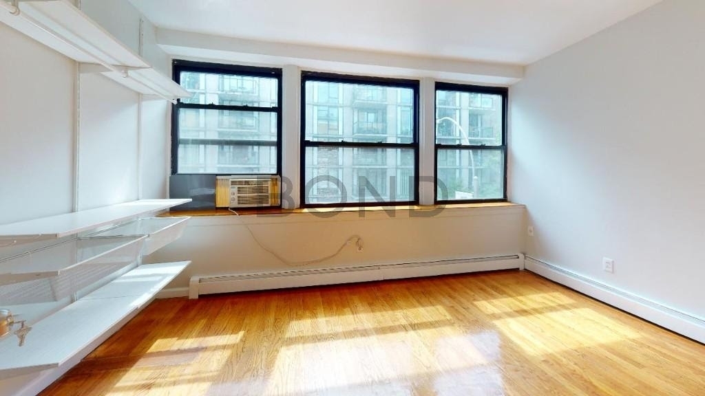 West 53rd St, Reduced Fee - Photo 0