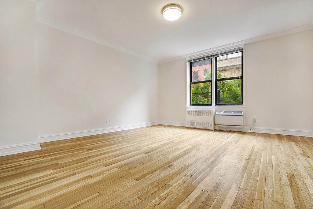 151 West 16th Street - Photo 9