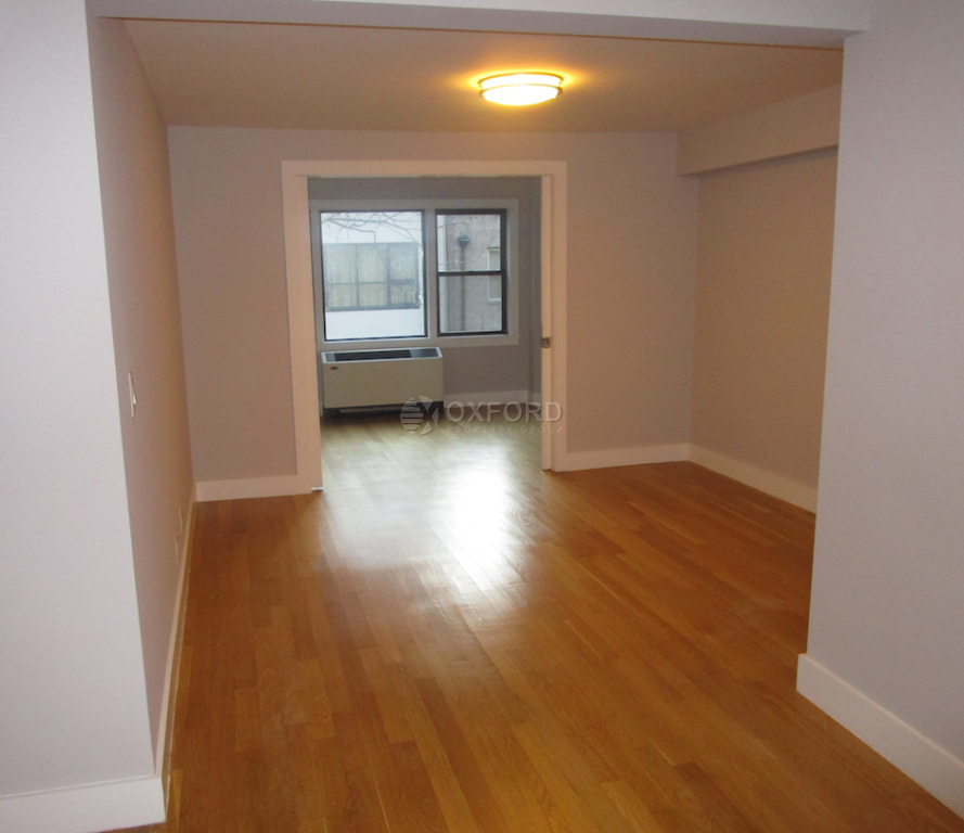 E 52nd St. - Photo 1