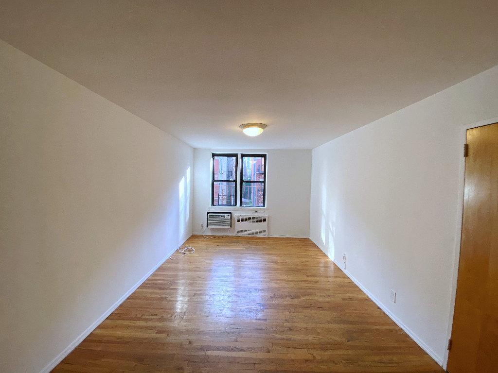 445 East 85th Street - Photo 2