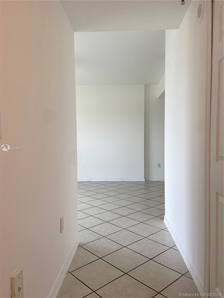 3500 Coral Way - Photo 7