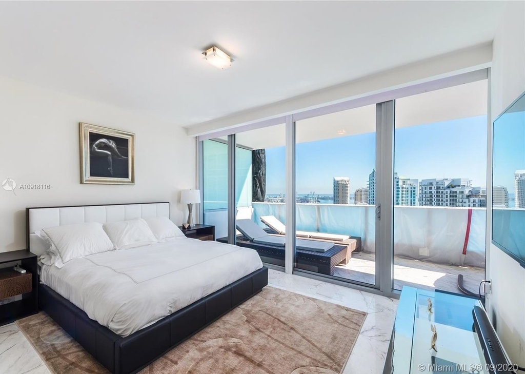 200 Biscayne Boulevard Way - Photo 8