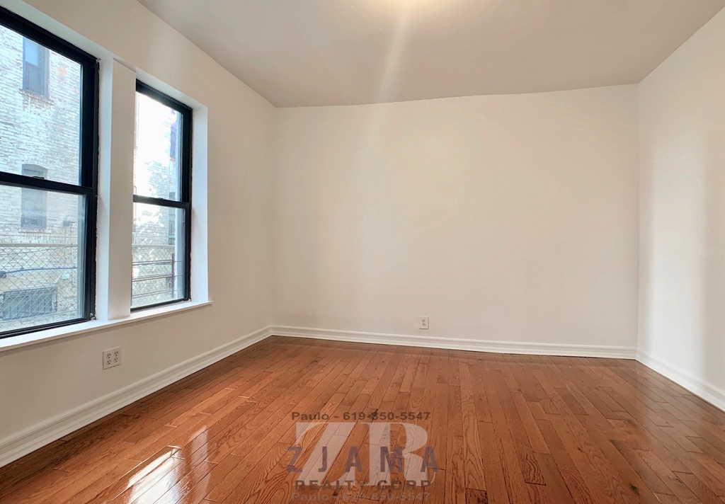 1710 Caton Avenue - Photo 3