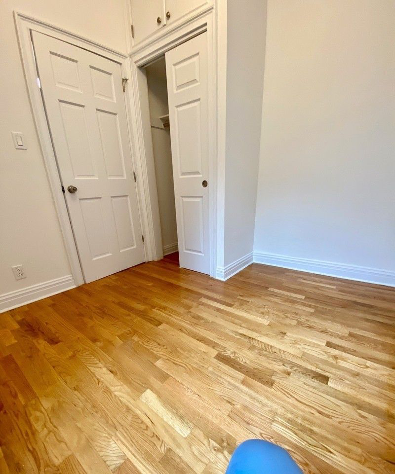  1443 York Avenue - Photo 5