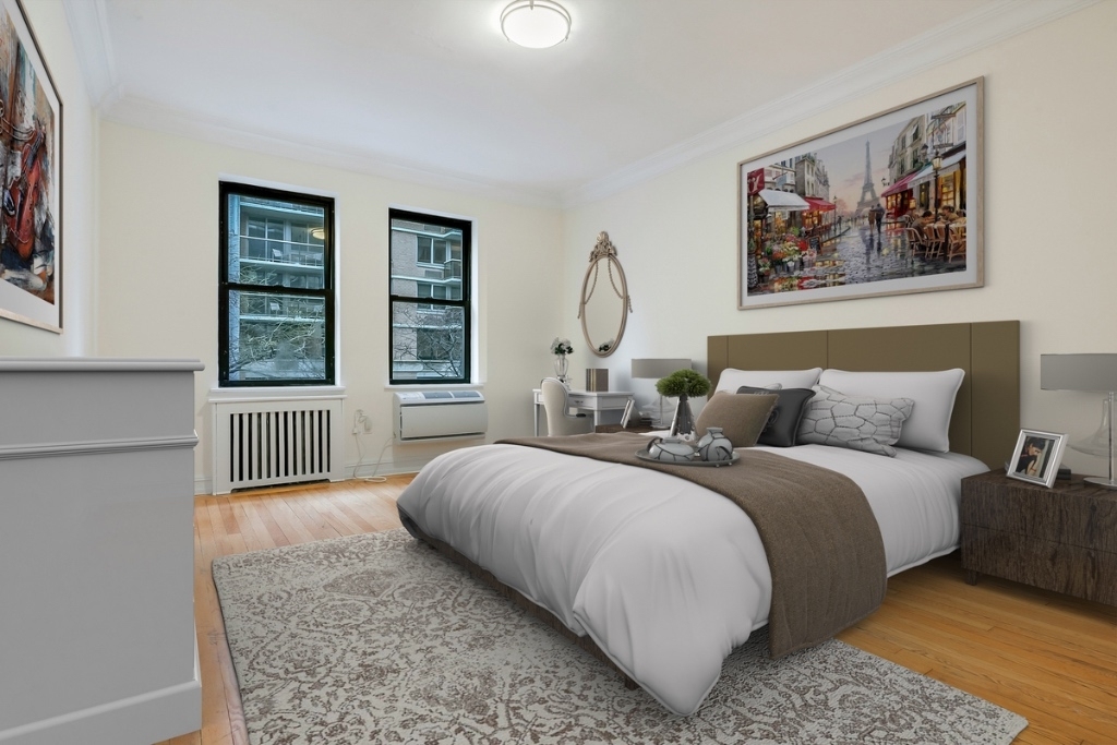 235 East 46th Street #2K - Photo 0