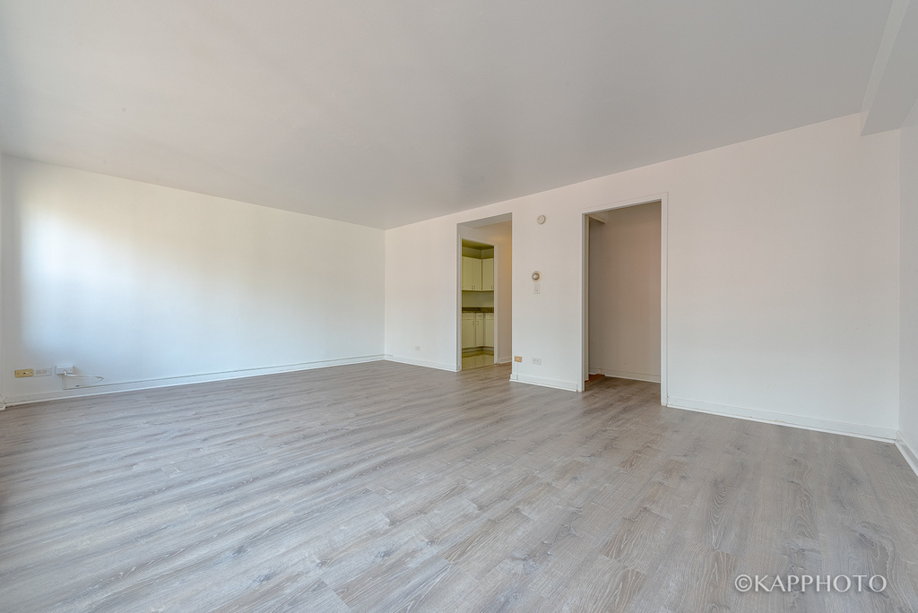 850 North Dewitt Place - Photo 6