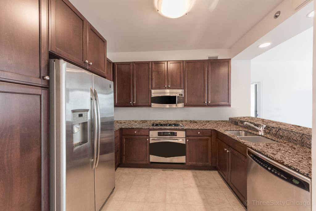 600 North Lake Shore Drive - Photo 9