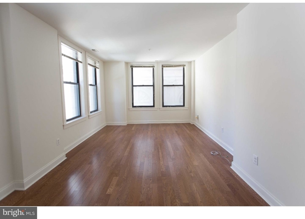 1411 Walnut Street - Photo 10