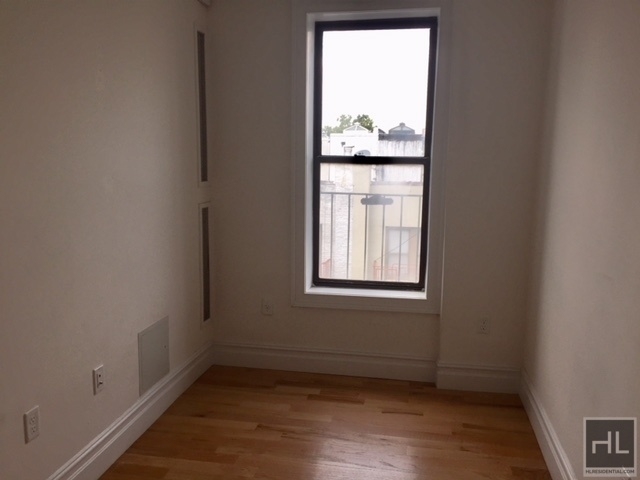 23-05 30 Avenue - Photo 2