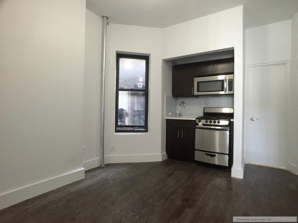 1885 Amsterdam Avenue - Photo 1